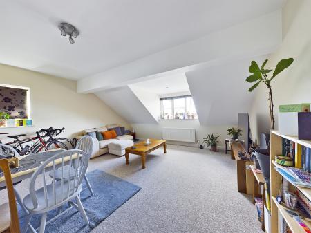 2 bedroom Flat to let in Lightfoot Street, Hoole, Chester, CH2