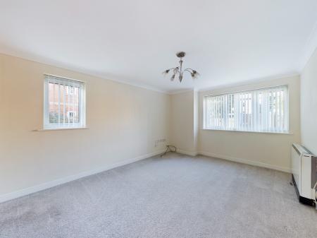2 bedroom Flat to let in Duchess Place, Chester, CH2