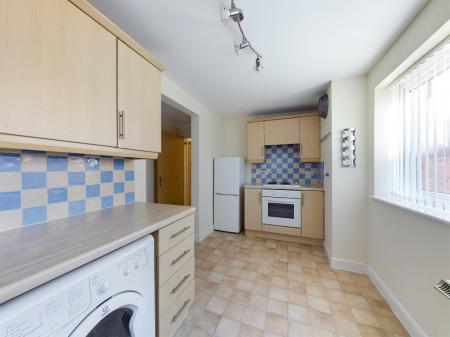 2 bedroom Flat to let in Duchess Place, Chester, CH2