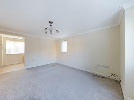 2 bedroom Flat to let in Duchess Place, Chester, CH2