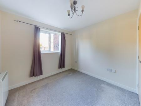 2 bedroom Flat to let in Duchess Place, Chester, CH2