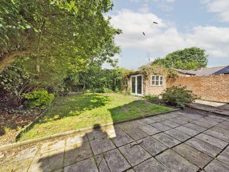 3 bedroom Detached house to let in Kingsley Road, Boughton Heath, CH3