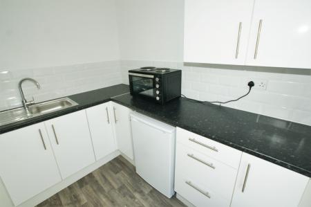 1 bedroom Studio flat to let in Walter Street, Newtown, Chester, CH1