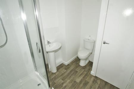 1 bedroom Studio flat to let in Walter Street, Newtown, Chester, CH1