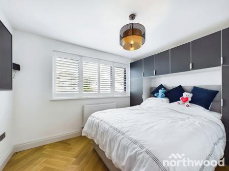 4 bedroom Detached house to let in Percival Road, Walton-on-the-Naze, CO14