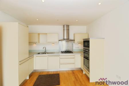 2 bedroom Flat to let in Waterside Marina, Brightlingsea, CO7