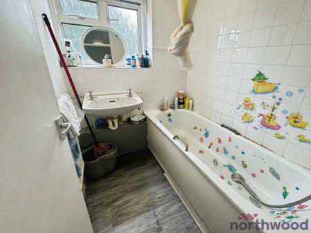 2 bedroom Flat for sale in (SALES) Malan Square, Elm Park, RM13