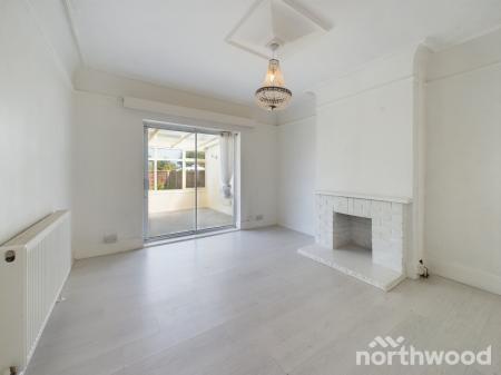 3 bedroom Semi-detached house for sale in Kings Avenue, Holland on Sea, CO15