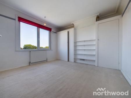 3 bedroom Semi-detached house for sale in Kings Avenue, Holland on Sea, CO15