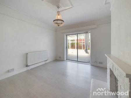 3 bedroom Semi-detached house for sale in Kings Avenue, Holland on Sea, CO15