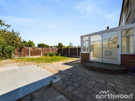 3 bedroom Semi-detached house for sale in Kings Avenue, Holland on Sea, CO15