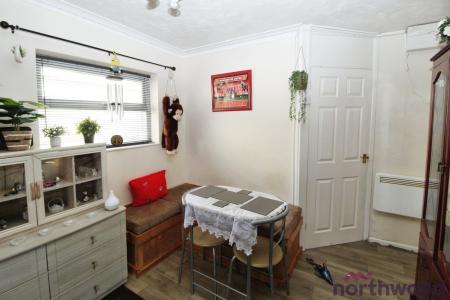 1 bedroom Chalet for sale in Lilac Avenue, Bel Air Estate, Seawick, CO16