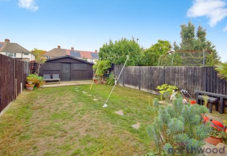 3 bedroom Terraced House for sale in Kempton Avenue, Hornchurch, RM12
