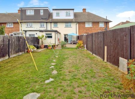 3 bedroom Terraced House for sale in Kempton Avenue, Hornchurch, RM12