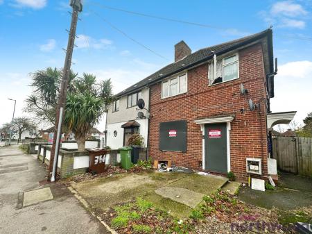 Bennetts Castle Lane, Dagenham, RM8