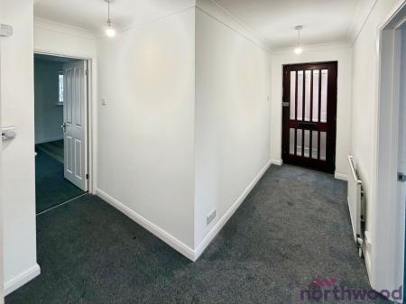 2 bedroom Detached bungalow to let in Gorse Lane, Clacton-On-Sea, CO15