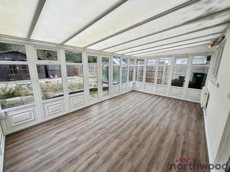 2 bedroom Detached bungalow to let in Gorse Lane, Clacton-On-Sea, CO15