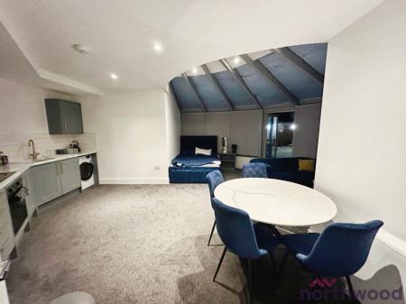 1 bedroom Flat to let in St. Helena Court, Jackson Road, Clacton-On-Sea, CO15