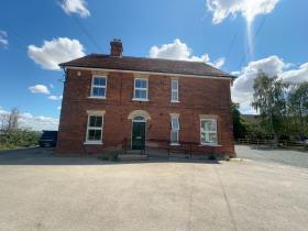 2 bedroom Flat to let in Dandelion Place, Southminster, CM0