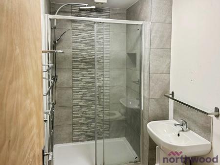 3 bedroom Flat to let in Station Road, Thorpe-le-Soken, CO16