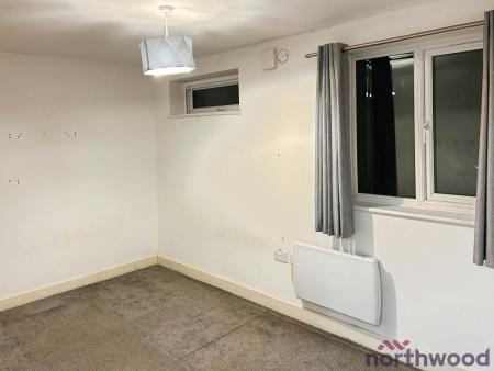 3 bedroom Flat to let in Station Road, Thorpe-le-Soken, CO16