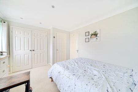 2 bedroom Terraced House for sale in Boleyn Close, Maidenbower, Crawley, RH10