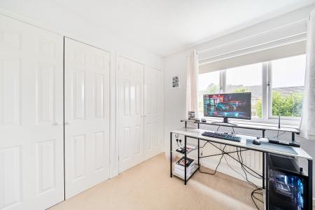 2 bedroom Terraced House for sale in Boleyn Close, Maidenbower, Crawley, RH10