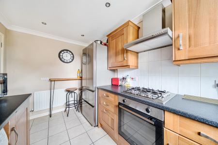 2 bedroom Terraced House for sale in Boleyn Close, Maidenbower, Crawley, RH10