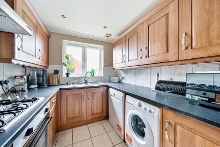 2 bedroom Terraced House for sale in Boleyn Close, Maidenbower, Crawley, RH10