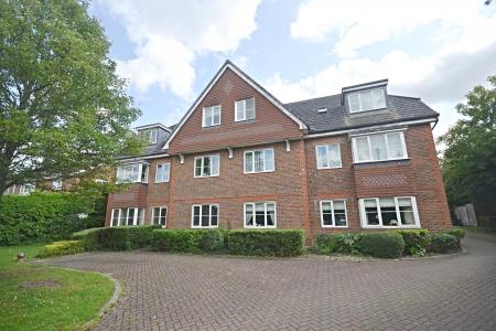 Brewer Road, Southgate, Crawley, RH10