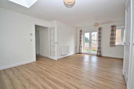 2 bedroom Character Property for sale in Wells Croft, Broadbridge Heath, RH12