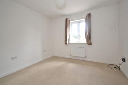 2 bedroom Character Property for sale in Wells Croft, Broadbridge Heath, RH12