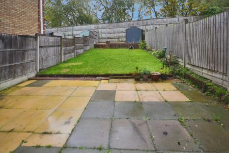 2 bedroom End of terrace house for sale in Carter Road, Maidenbower, Crawley, RH10