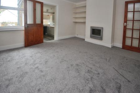 3 bedroom Terraced House for sale in Albany Road, West Green, Crawley, RH11