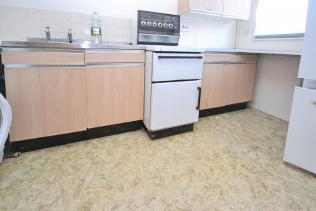 2 bedroom End of terrace house for sale in Hillingdale, Broadfield, Crawley, RH11