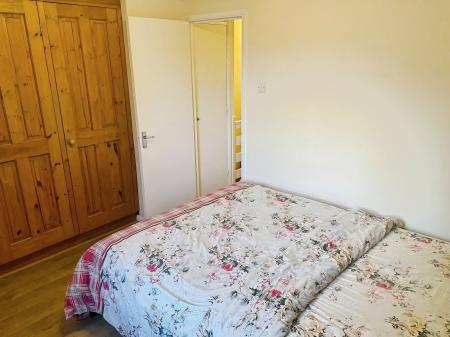 3 bedroom End of terrace house for sale in Lytton Drive, Pound Hill, Crawley, RH10