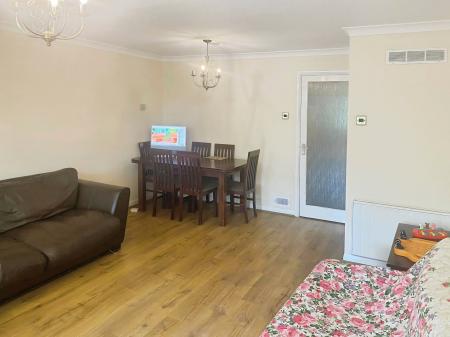 3 bedroom End of terrace house for sale in Lytton Drive, Pound Hill, Crawley, RH10