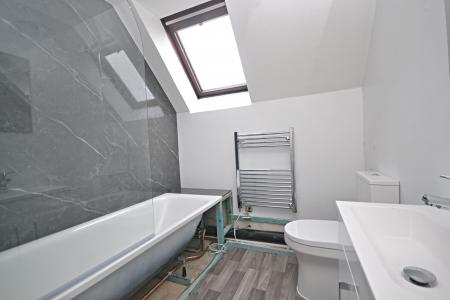 2 bedroom Flat to let in Jengers Mead, Billingshurst, RH14