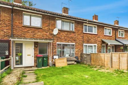 3 bedroom Terraced House to let in Climping Road, Ifield, Crawley, RH11