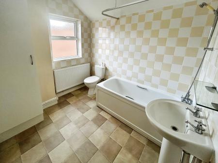 2 bedroom Terraced House for sale in Crown Street, Derby, DE22