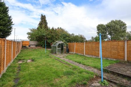 2 bedroom Semi-detached house for sale in Thackeray Street, Sinfin, Derby, DE24