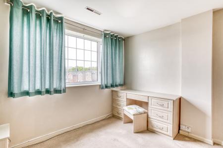 4 bedroom Detached house for sale in Woodhall Drive, Littleover, Derby, DE23