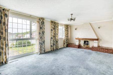 4 bedroom Detached house for sale in Woodhall Drive, Littleover, Derby, DE23