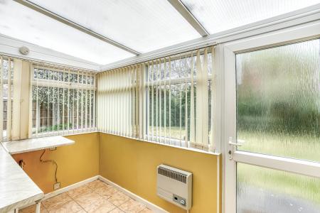 4 bedroom Detached house for sale in Woodhall Drive, Littleover, Derby, DE23