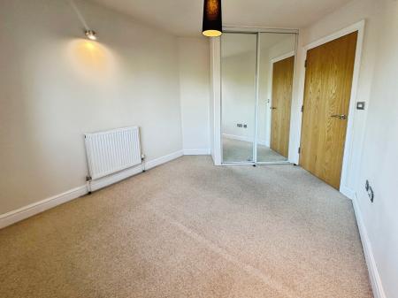 2 bedroom Apartment to let in City Road, Chester Green, Derby, DE1