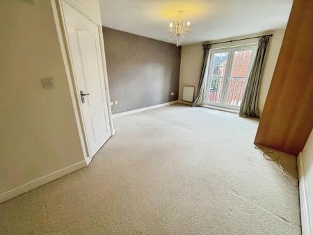 4 bedroom Semi-detached house to let in Ferncroft Walk, Chellaston, Derby, DE73