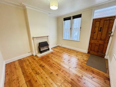 2 bedroom Terraced House to let in King Alfred Street, Derby, DE22