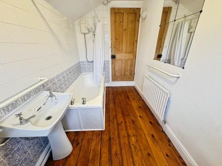 2 bedroom Terraced House to let in King Alfred Street, Derby, DE22