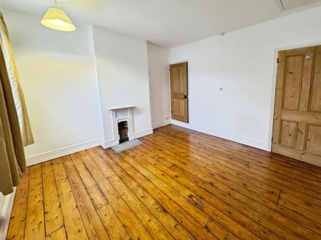 2 bedroom Terraced House to let in King Alfred Street, Derby, DE22