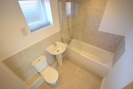 2 bedroom Apartment to let in Lodge Lane, Derby, DE1